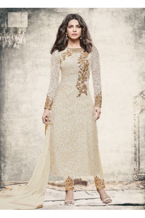 Priyanka chopra White color straight cut salwar kameez