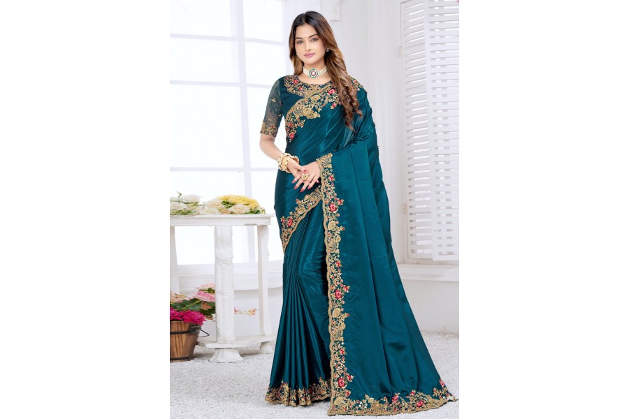 3 Best Designer Blouse Ideas for Plain Saree – Trending Outfits for  Trendsetters