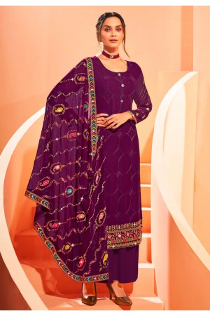 Purple velvet pakistani suit 8100F