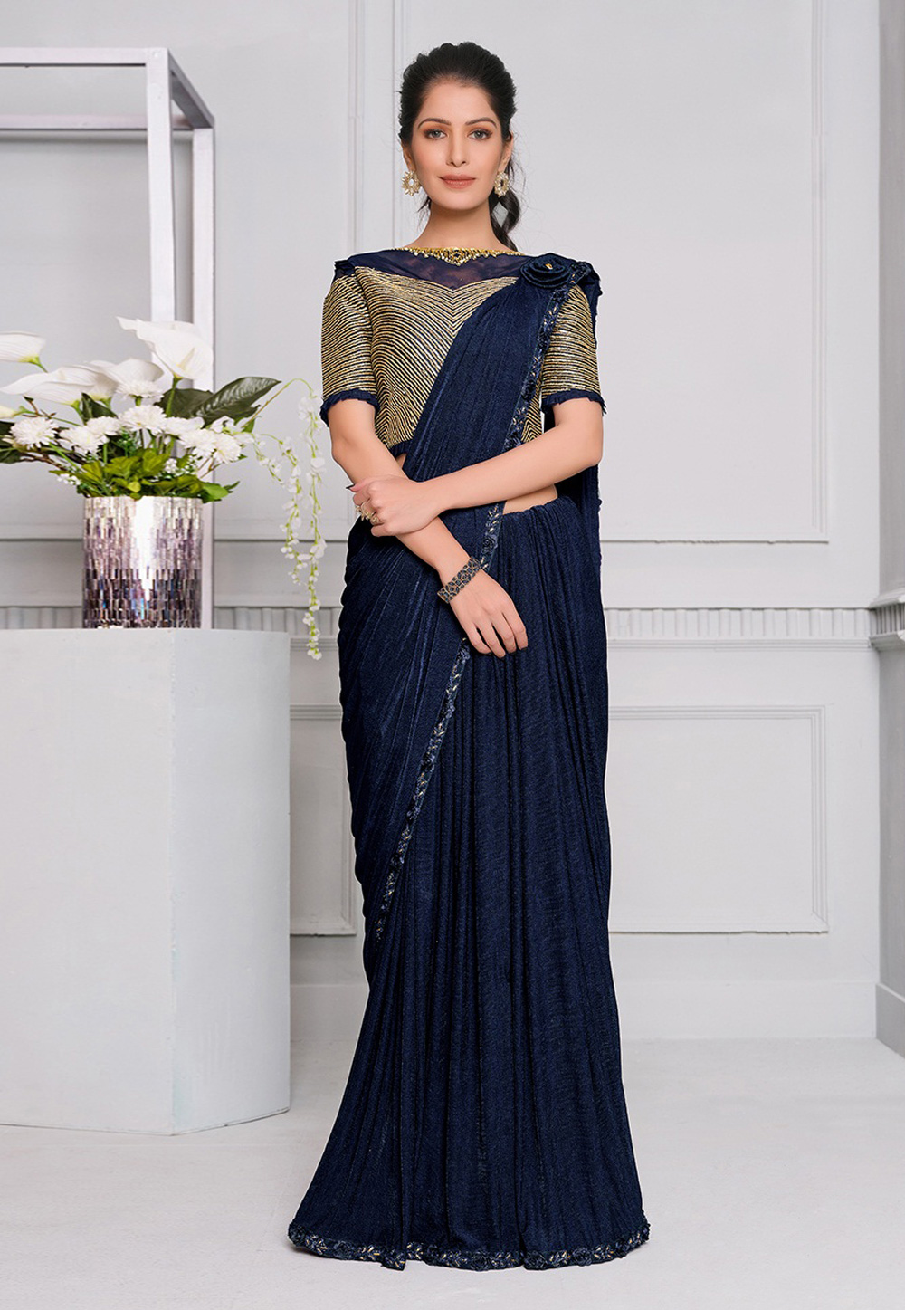 Sarees - Buy Latest Designer Sarees Online 2023 | Peachmode