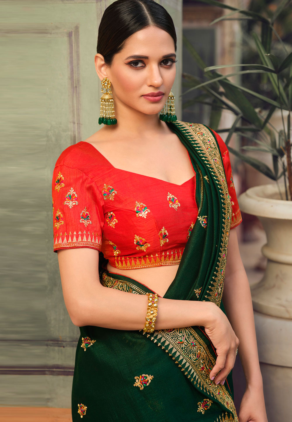 20 Latest And Stylish Blouse Design Patterns For Chiffon Sarees