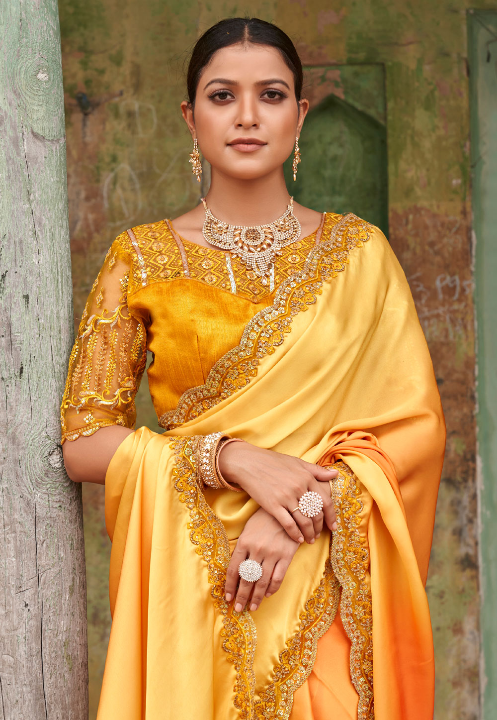 Liquid Gold saree with Lace without Blouse – Vara Vastram