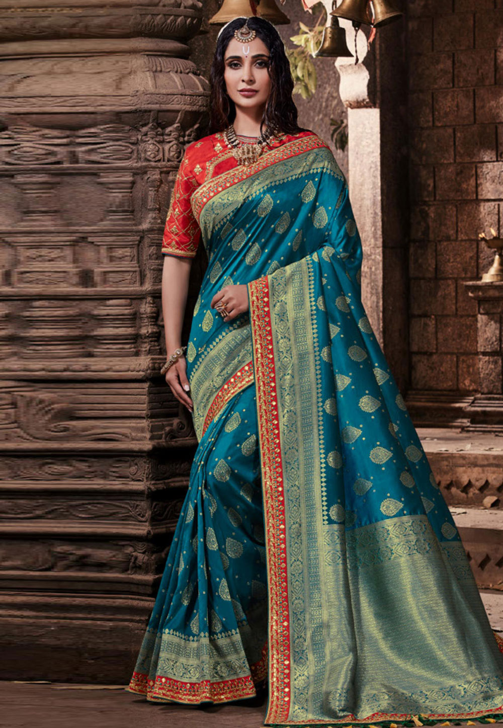 Party Wear Jaanvi Fashion Women Banarasi Silk Saree Blue, With