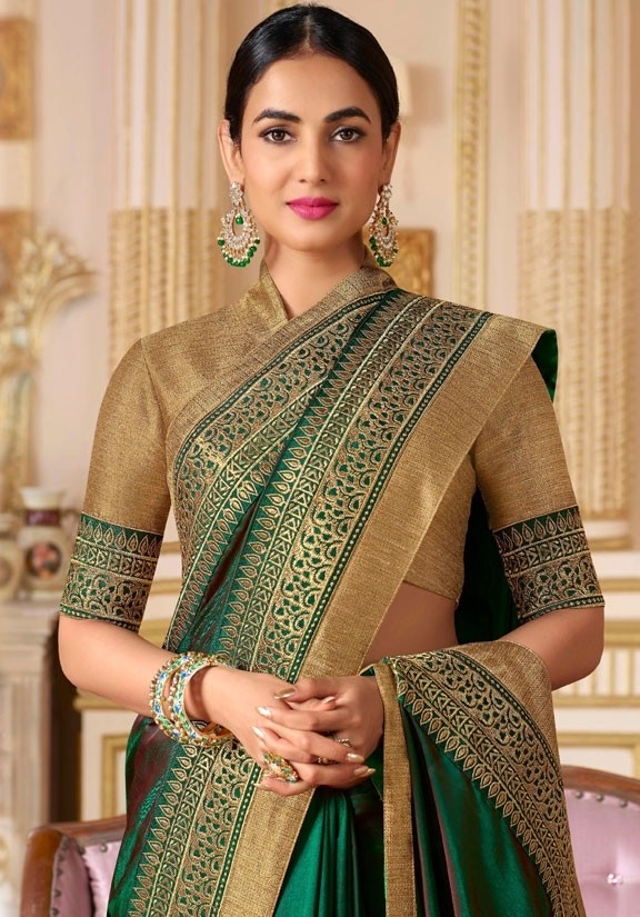 Sonal chauhan bottle green saree RG105189