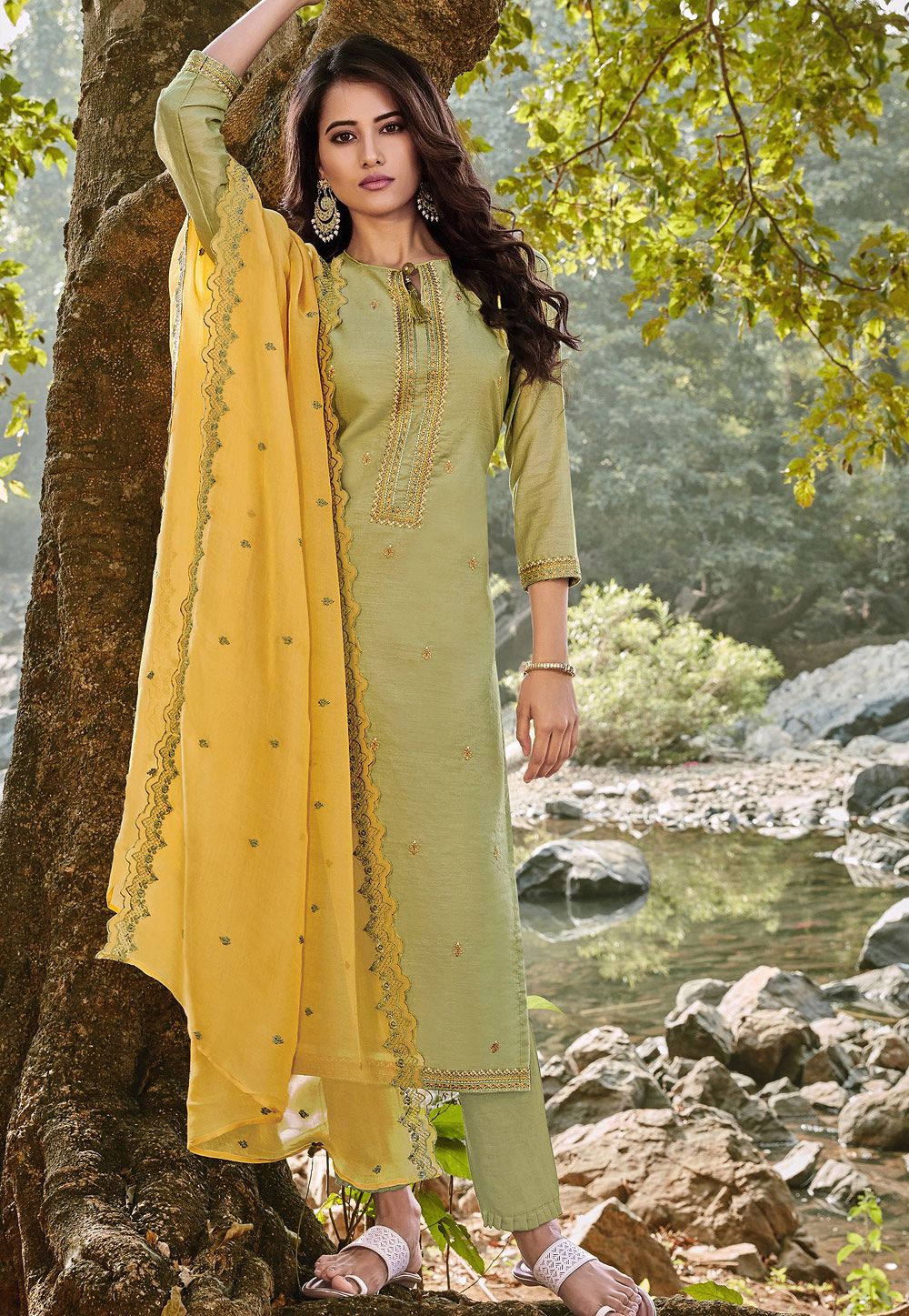 Women Pant Suit By AlMeera DNo1123 Beautiful Party Wear Dress Collection