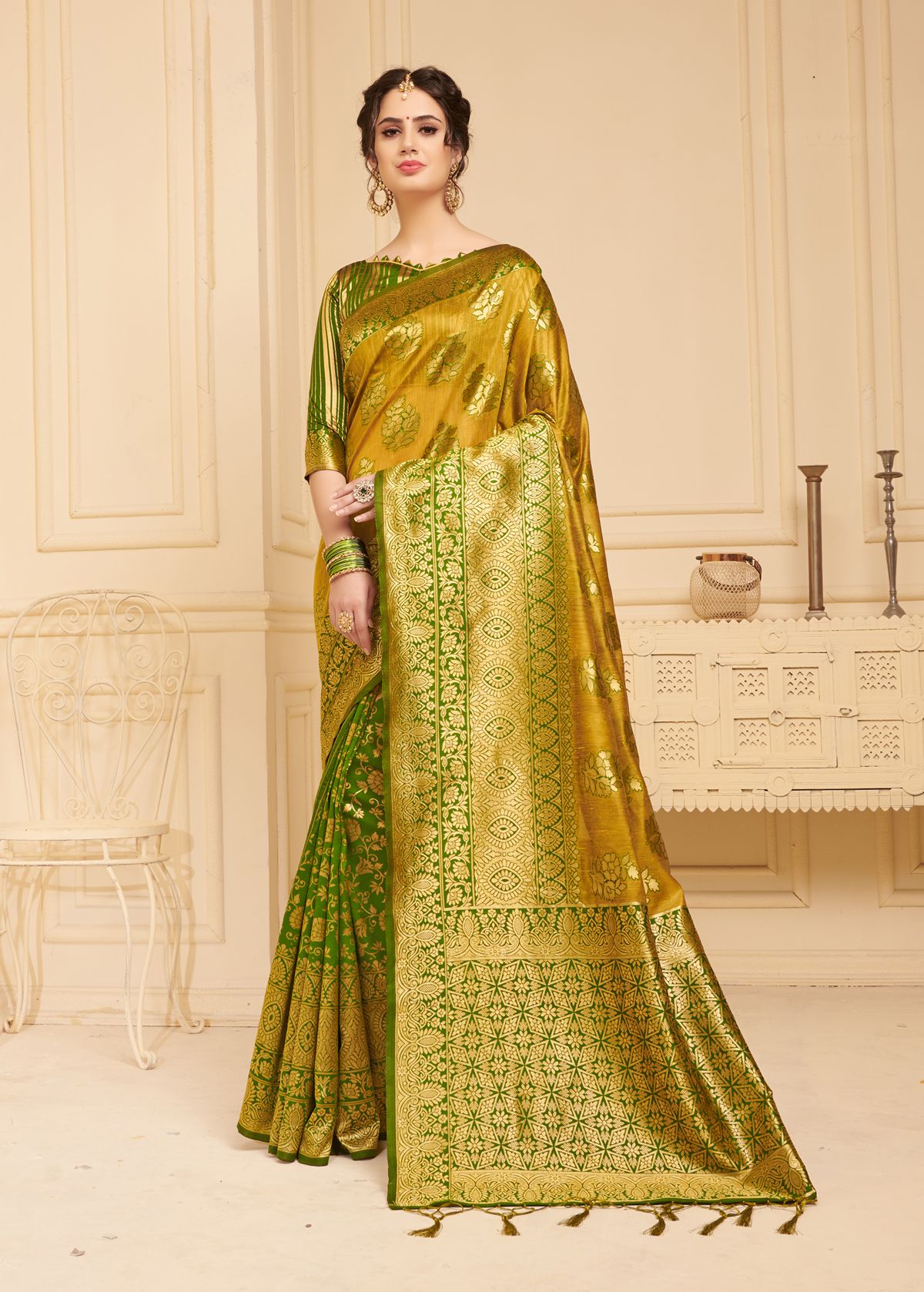 Poison Green Banarasi Style Woven Silk Saree | TST | The Silk Trend