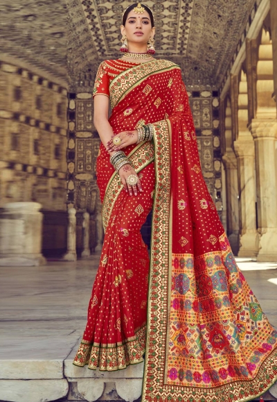 70 Red Silk Saree and Blouse Designs For Wedding - Candy Crow | Wedding  blouse designs, Wedding saree blouse, Wedding saree collection