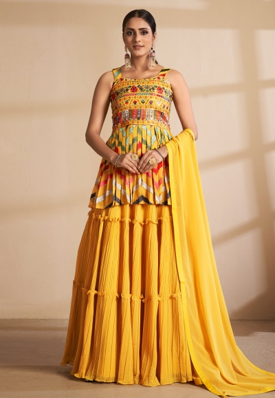 Top 50+ Peplum Dress Designs | Short Frock Designs For Girls | My Fashion  Collection | Lehenga blouse designs, Long choli lehenga, Peplum lehenga
